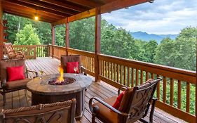 4 Bed 4 Bath Vacation Home In Sylva